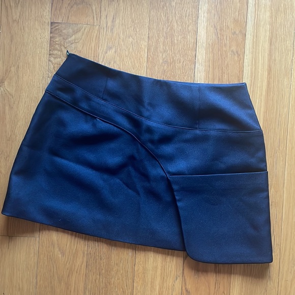 Sandy Liang Side Skirt with Fanny Pack - Picture 6 of 8